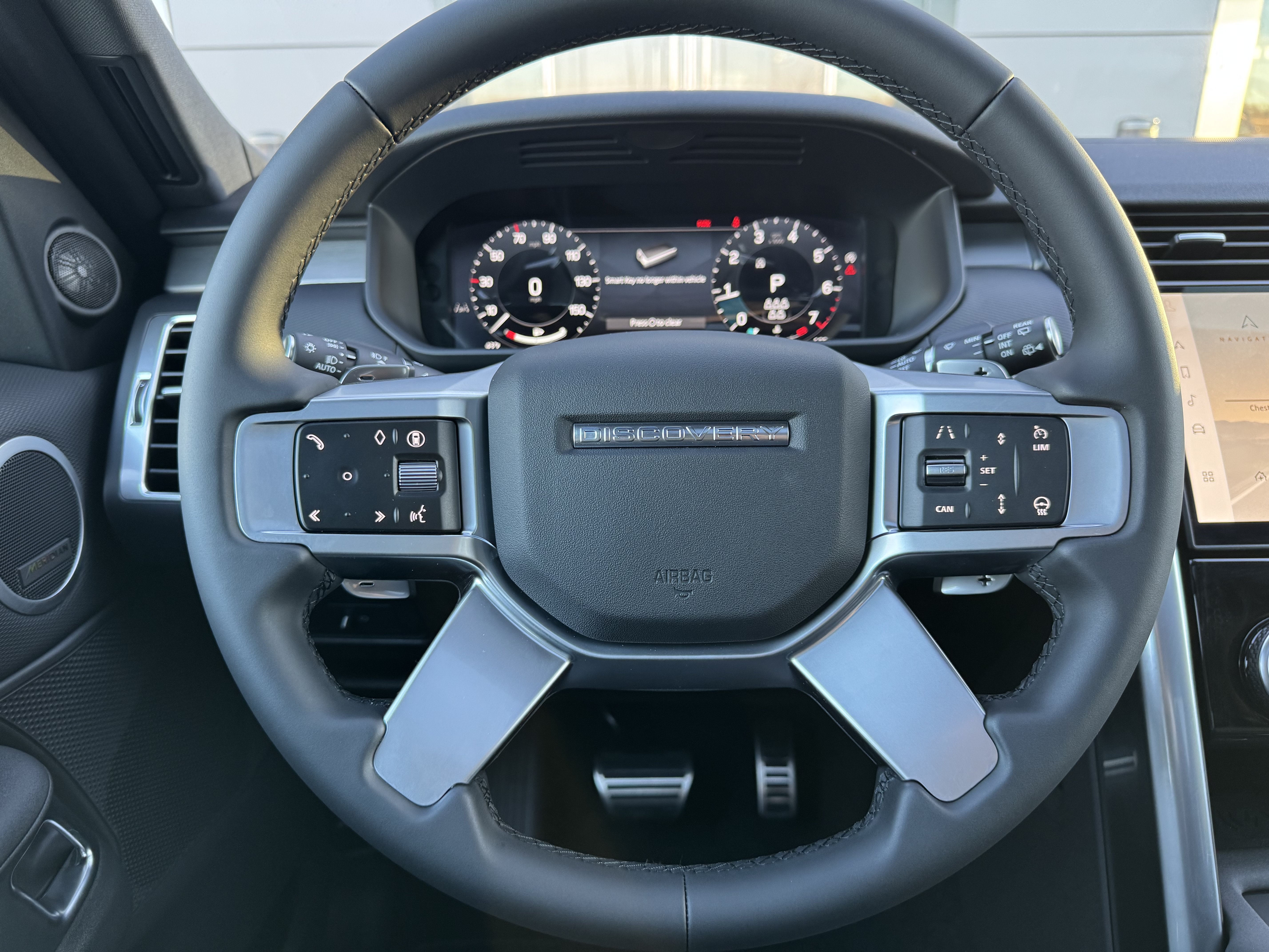 New 2026 Land Rover Discovery Limited Edition AWD/4WD image 16