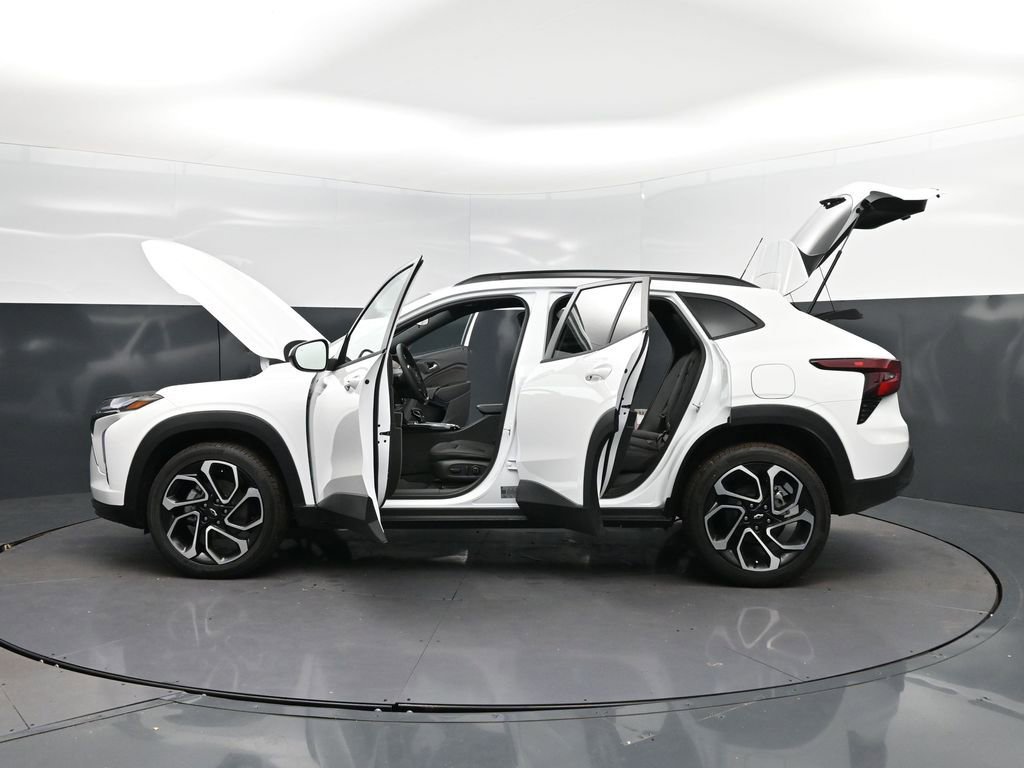 New 2026 Chevrolet Trax RS w/ Sunroof Package FWD image 48