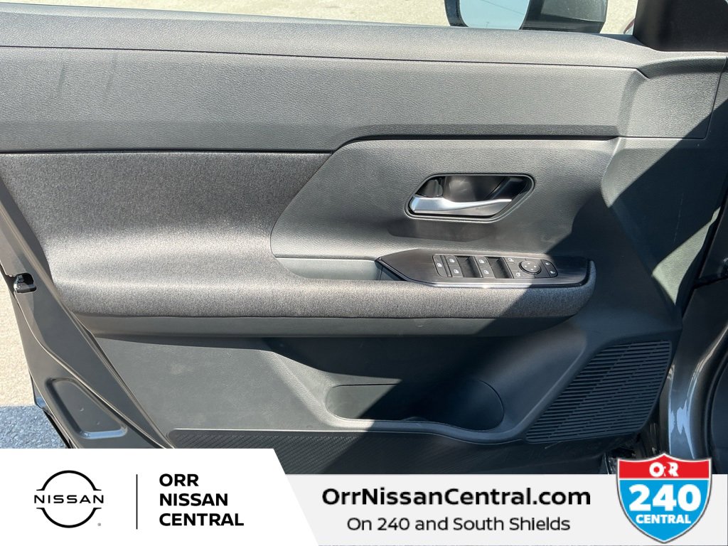 New 2025 Nissan Kicks SV w/ SV Premium Package image 16