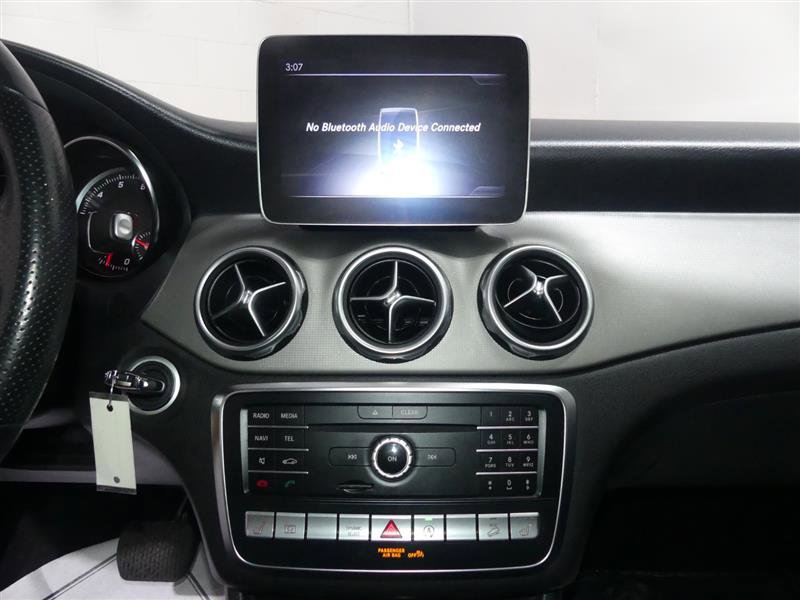 Used 2019 Mercedes-Benz GLA 250 4MATIC image 36