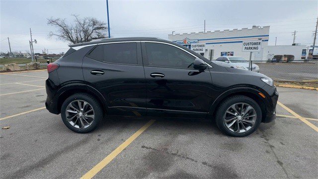 Used 2021 Buick Encore GX Select w/ Sport Touring Package image 11