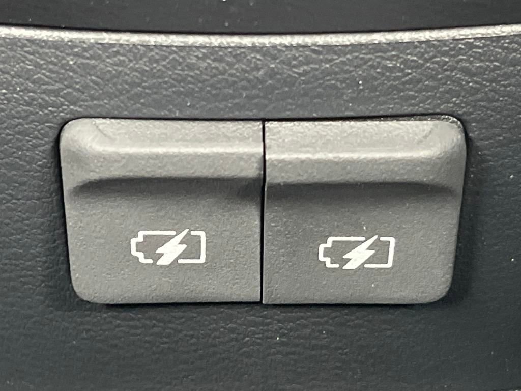 New 2025 Nissan Kicks Play S image 30