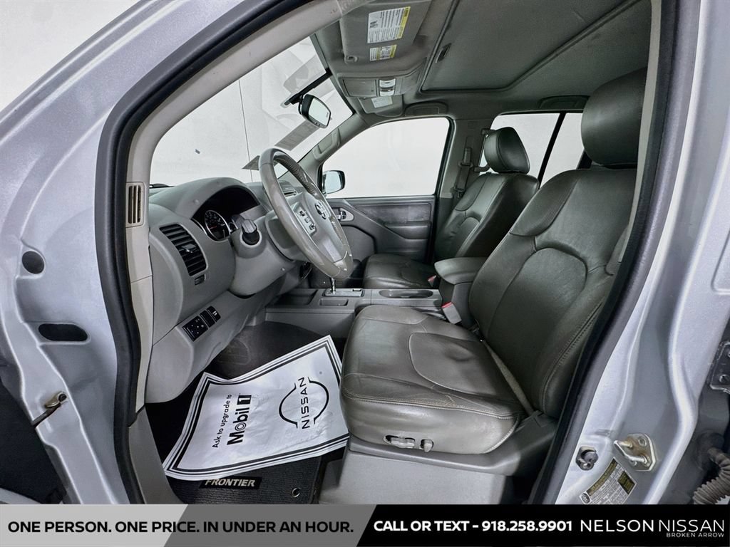 Used 2019 Nissan Frontier SL RWD image 22