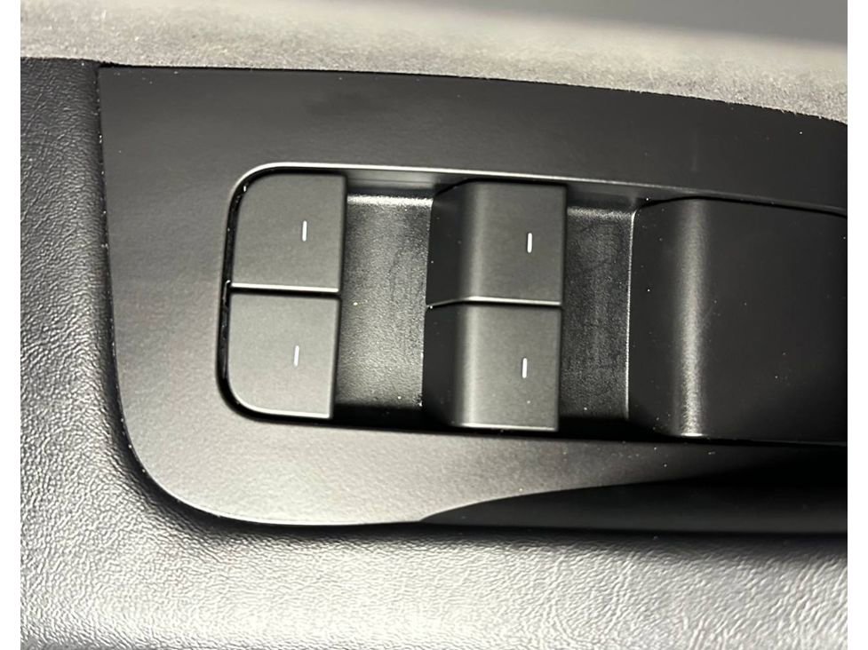 Used 2022 Tesla Model 3 Long Range AWD/4WD image 35