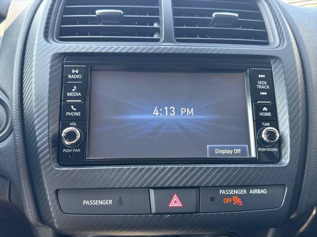Used 2024 Mitsubishi Outlander Sport SE AWD/4WD image 16