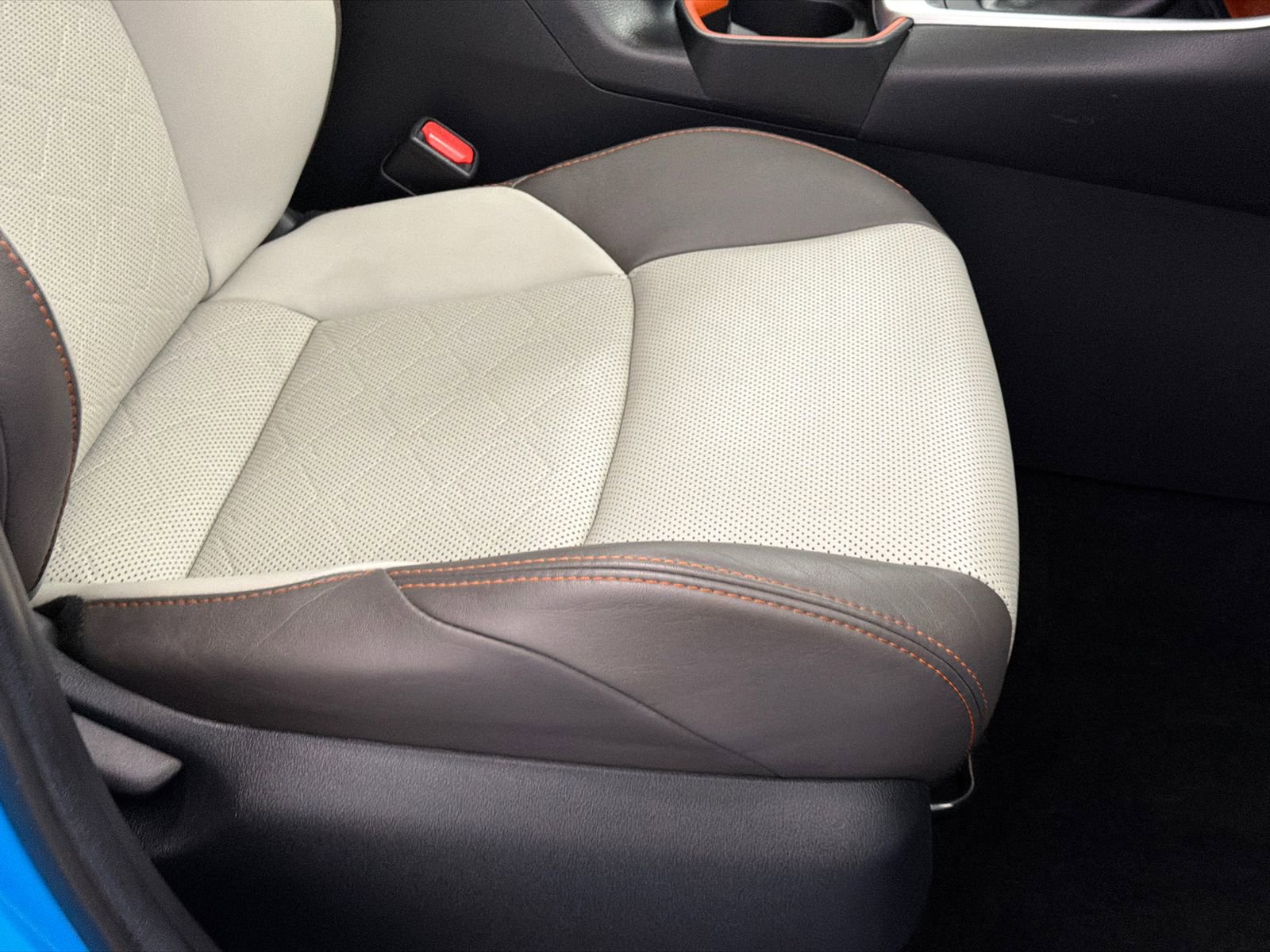 Used 2019 Toyota RAV4 Adventure w/ Cold Weather Package image 12