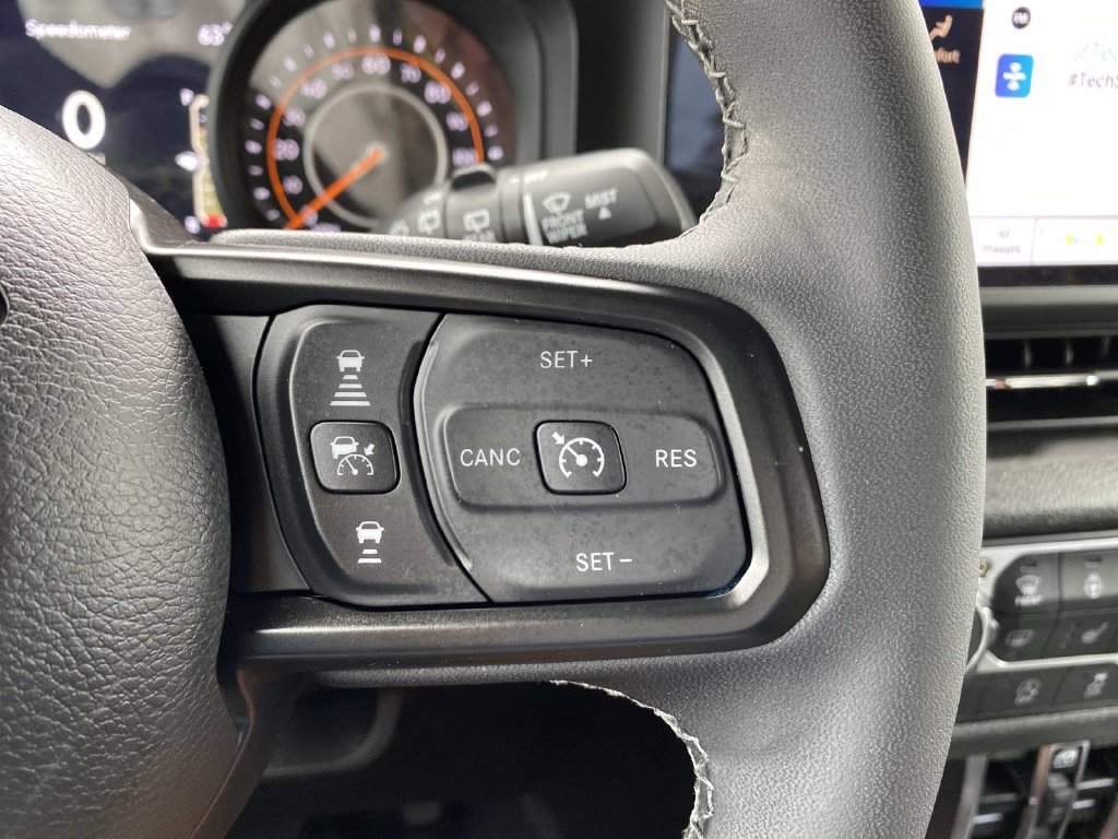 Certified 2026 Jeep Wrangler Unlimited Sport AWD/4WD image 19