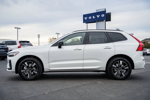 New 2026 Volvo XC60 B5 Plus w/ Protection Package Premier image 4