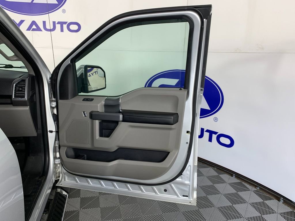 Used 2015 Ford F150 XLT w/ Equipment Group 302A Luxury RWD image 32