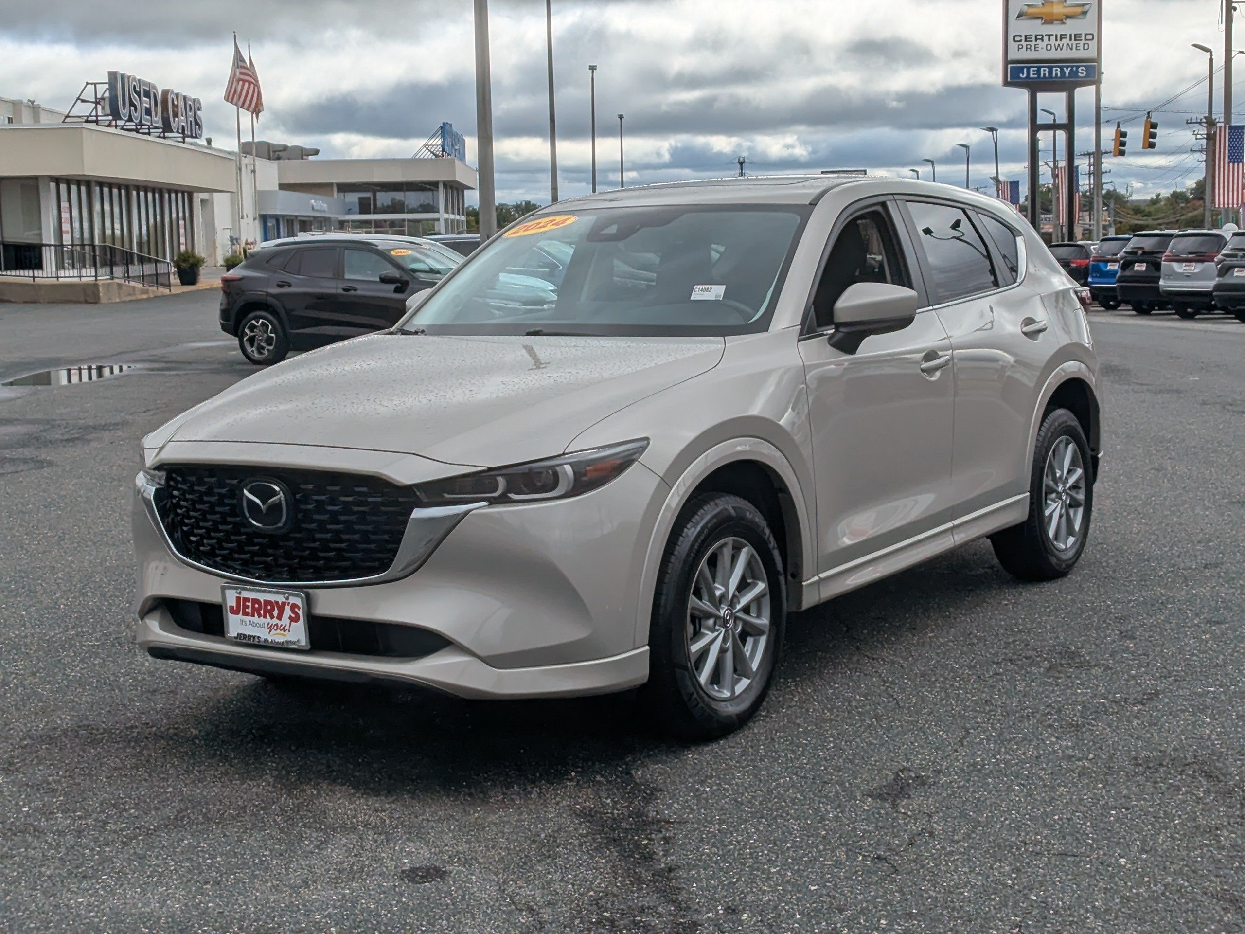 Used 2024 MAZDA CX-5 AWD 2.5 S w/ Preferred Package image 4