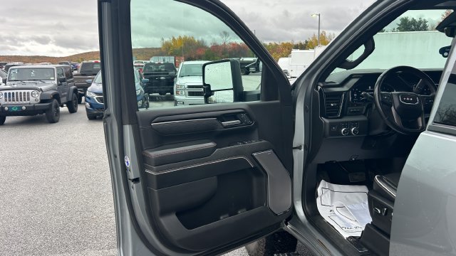 Certified 2025 GMC Sierra 2500 AT4X w/ AT4X AEV Edition AWD/4WD image 15