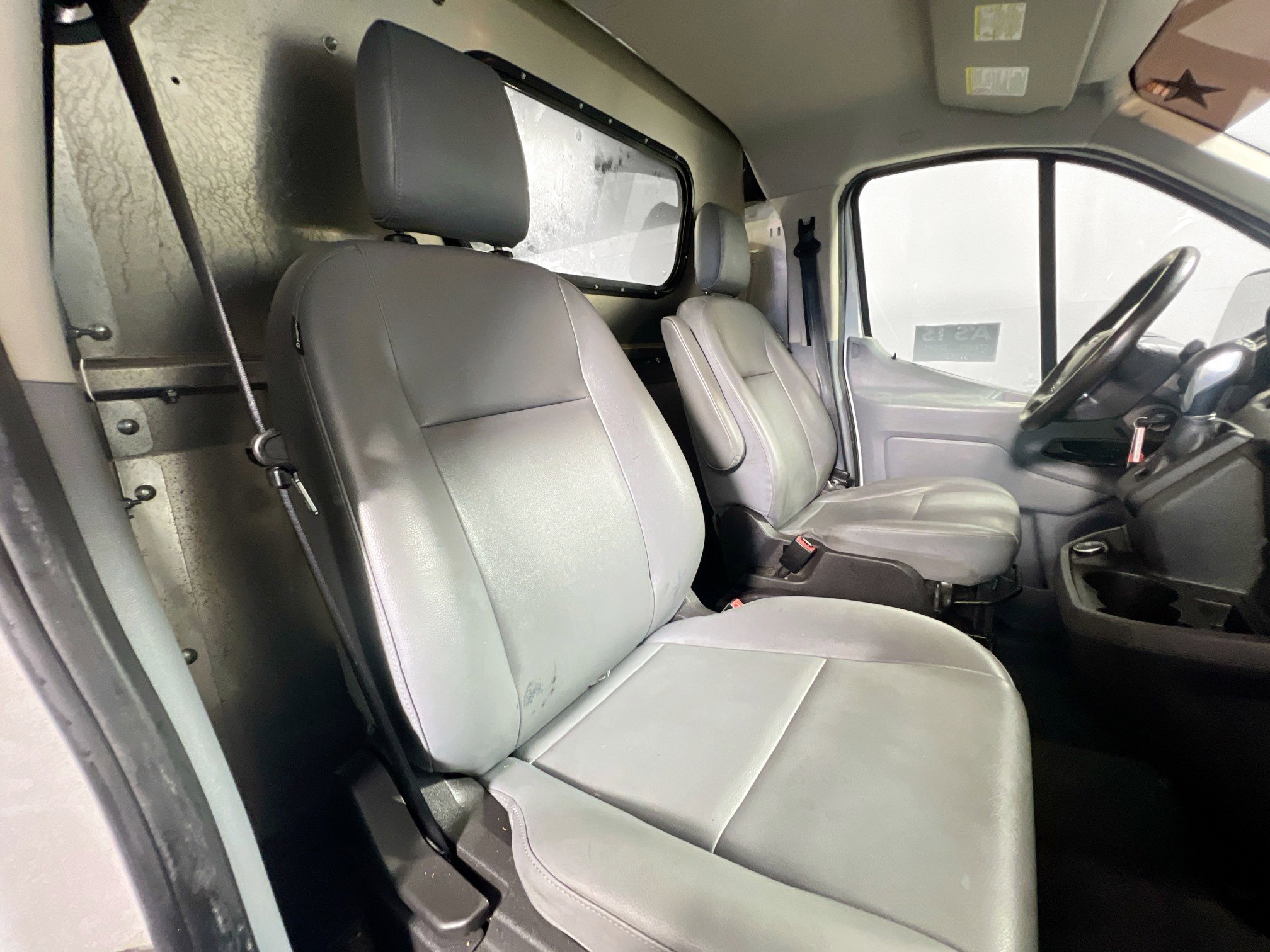 Used 2017 Ford Transit 150 130 Low Roof RWD image 29