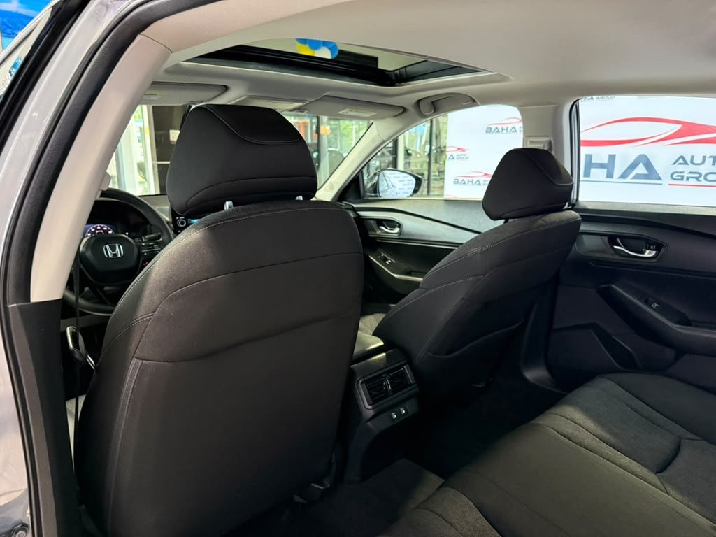 Used 2025 Honda Accord SE image 37