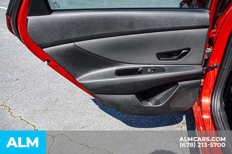 Used 2025 Hyundai Elantra Sport FWD image 49