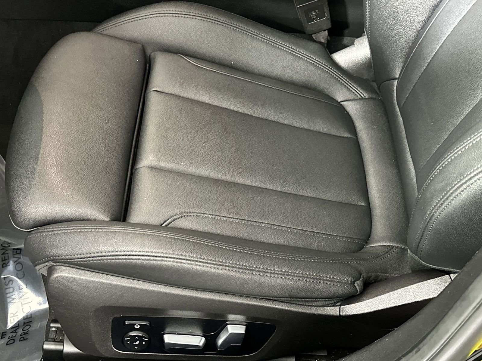 Used 2019 BMW 330i xDrive Sedan w/ Convenience Package image 12