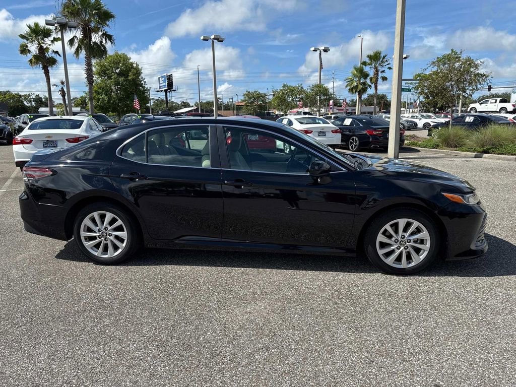 Used 2024 Toyota Camry LE image 2