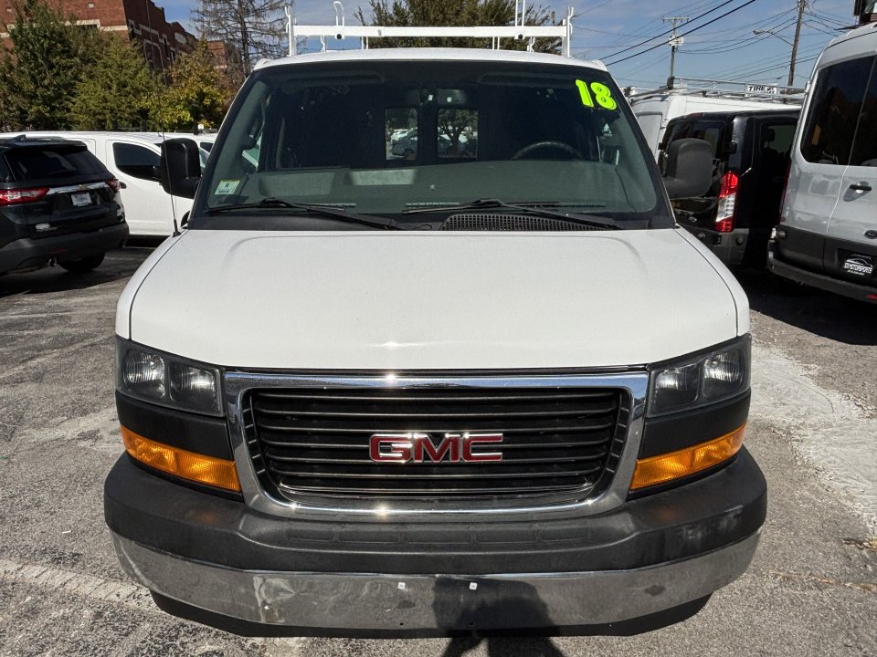 Used 2018 GMC Savana 2500 w/ Driver Convenience Package RWD image 2