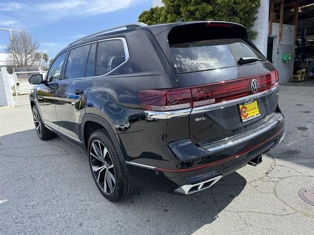 New 2025 Volkswagen Atlas SEL Premium R-Line image 4