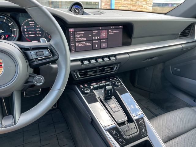 Used 2020 Porsche 911 Carrera 4S AWD/4WD image 26