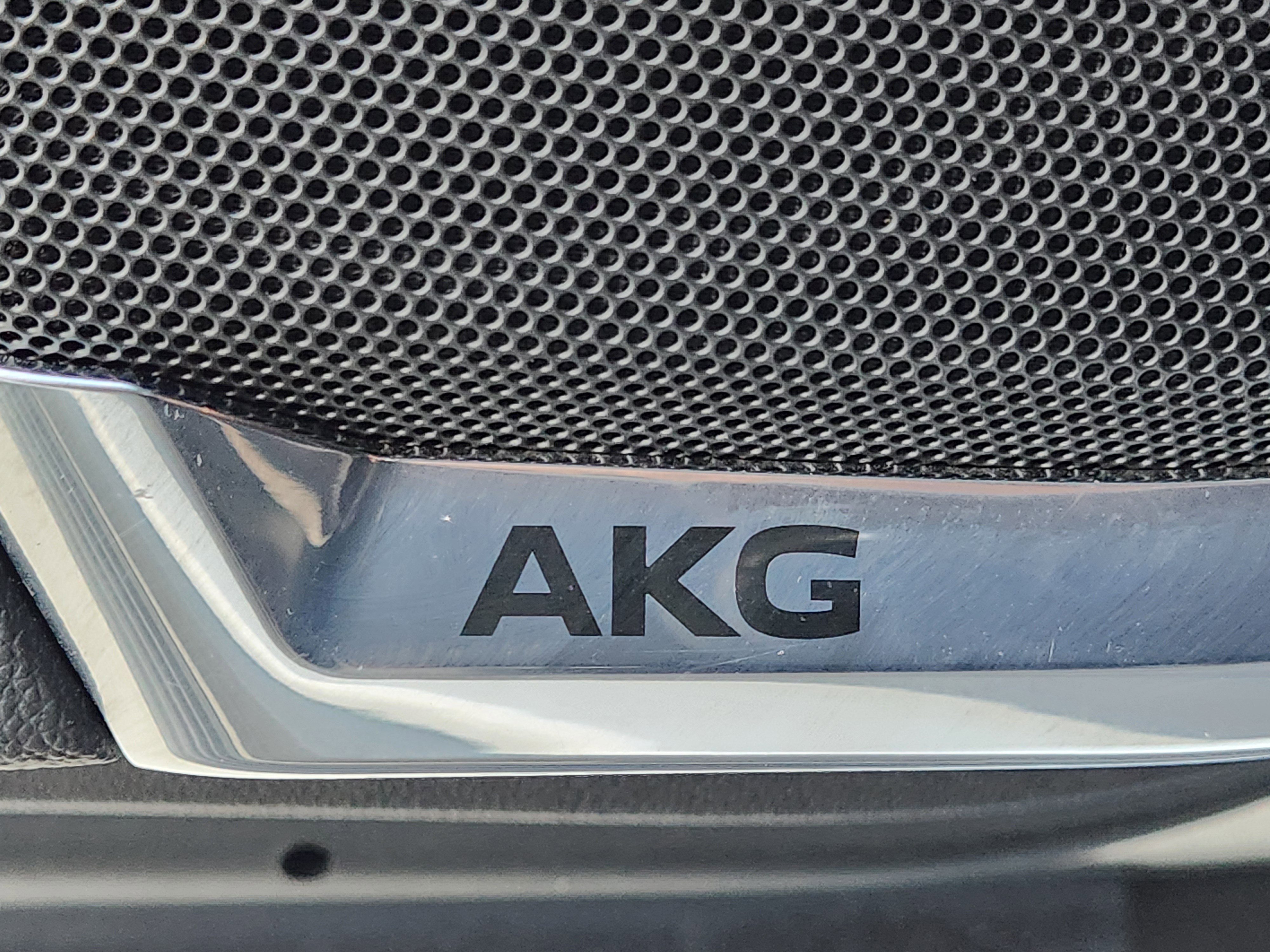 Used 2023 Cadillac Escalade Sport Platinum w/ LPO, ONYX Package image 22