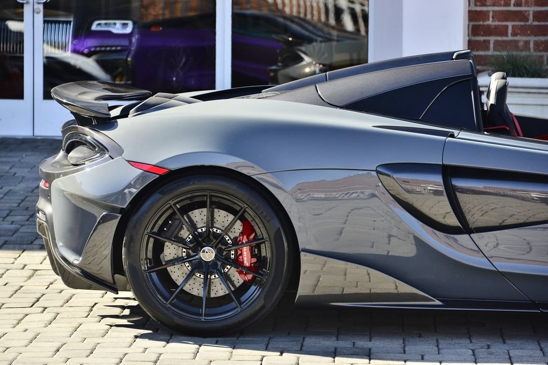 Used 2020 McLaren 600LT Spider RWD image 16