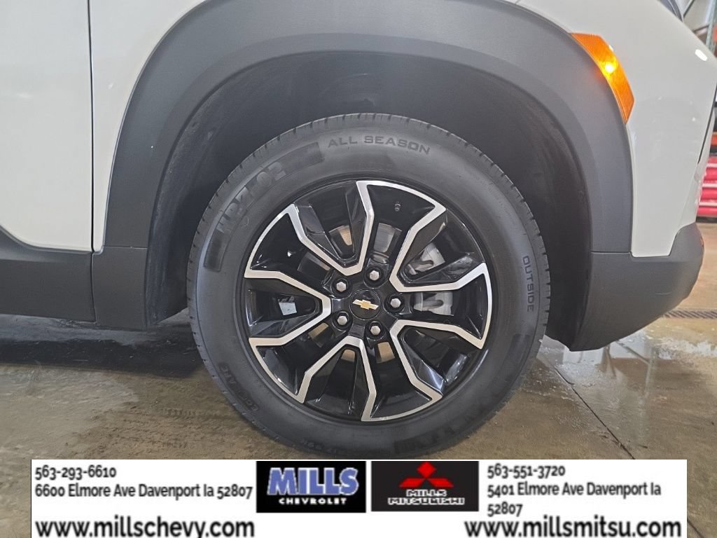 Used 2021 Chevrolet TrailBlazer ACTIV w/ Technology Package AWD/4WD image 21