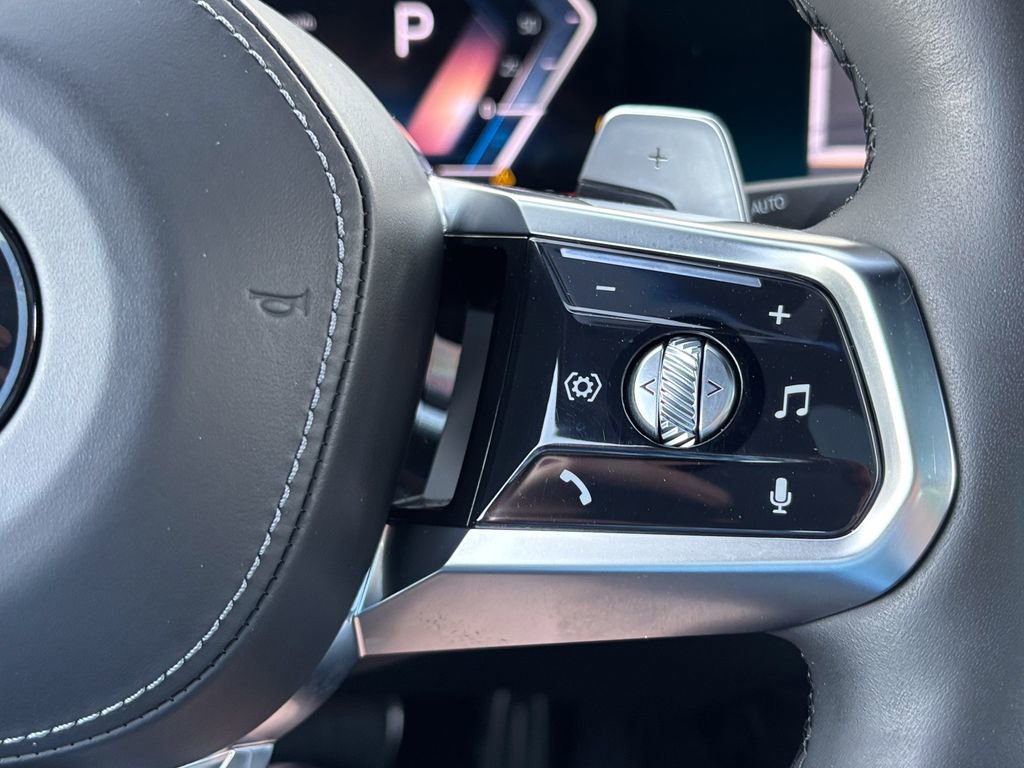 Certified 2023 BMW 760i xDrive image 28