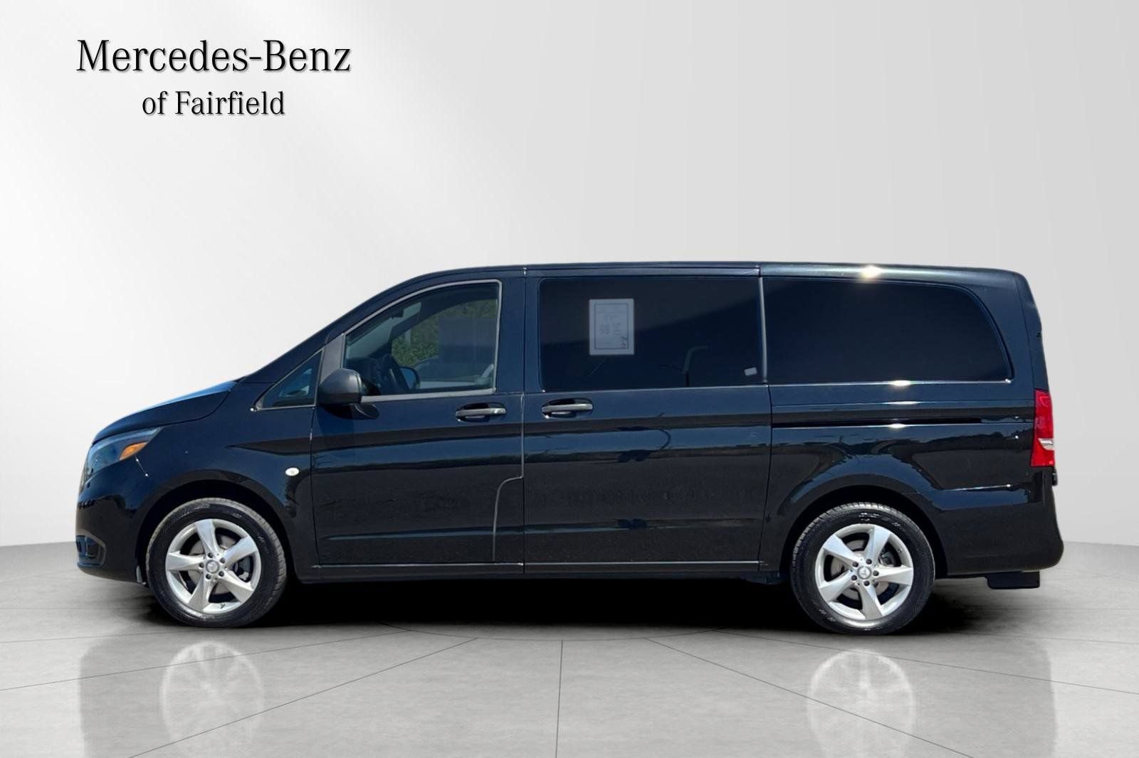 Used 2018 Mercedes-Benz Metris Passenger image 5