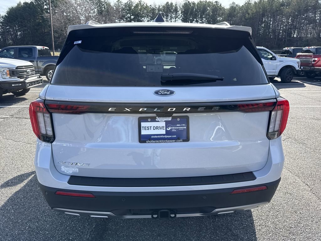 New 2026 Ford Explorer Active w/ Active Comfort Package image 6