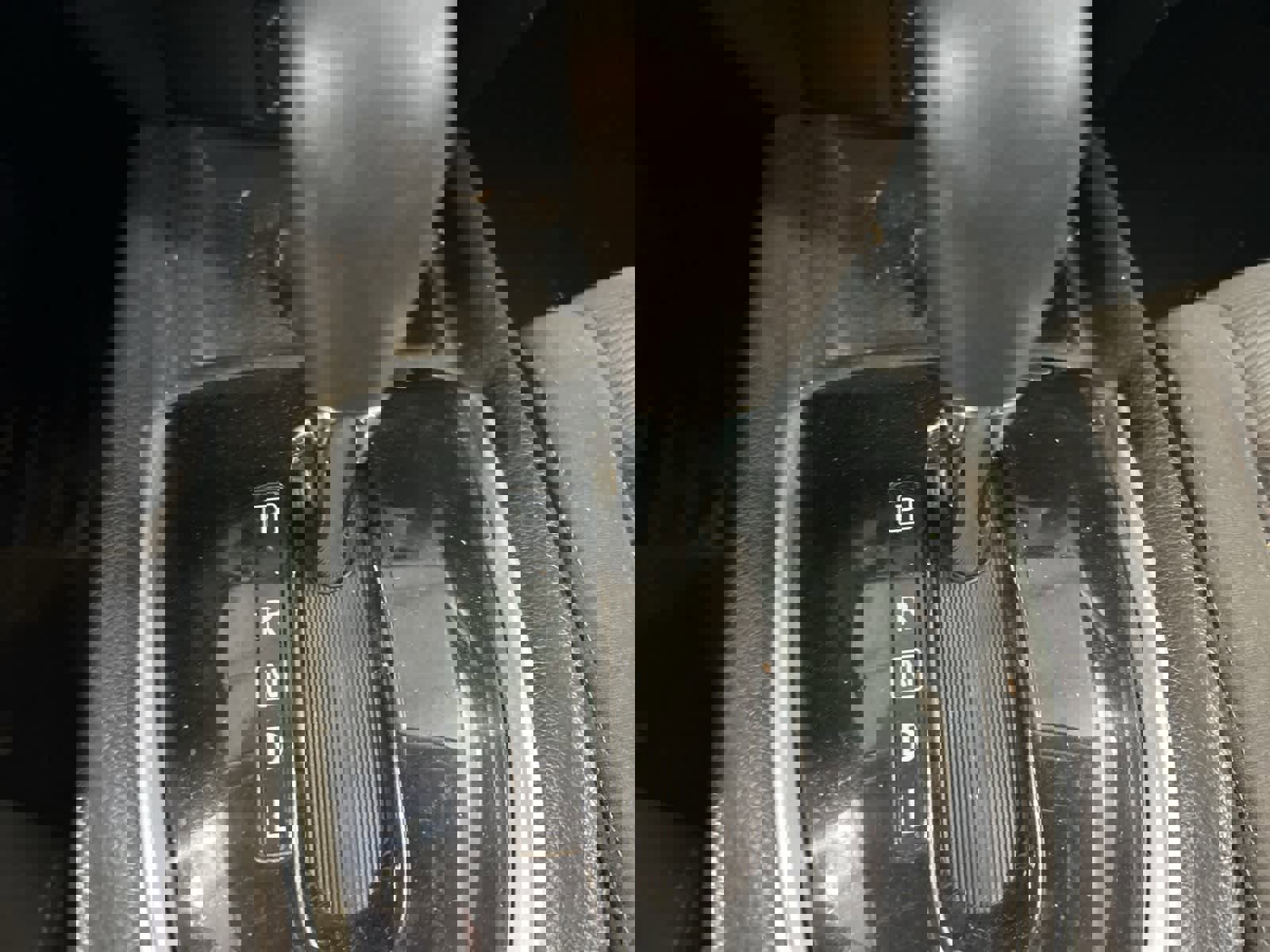 Used 2016 Nissan Rogue SV w/ SV Premium Package image 28