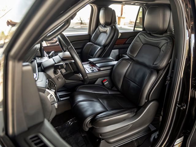 Used 2021 Lincoln Navigator L Reserve image 14