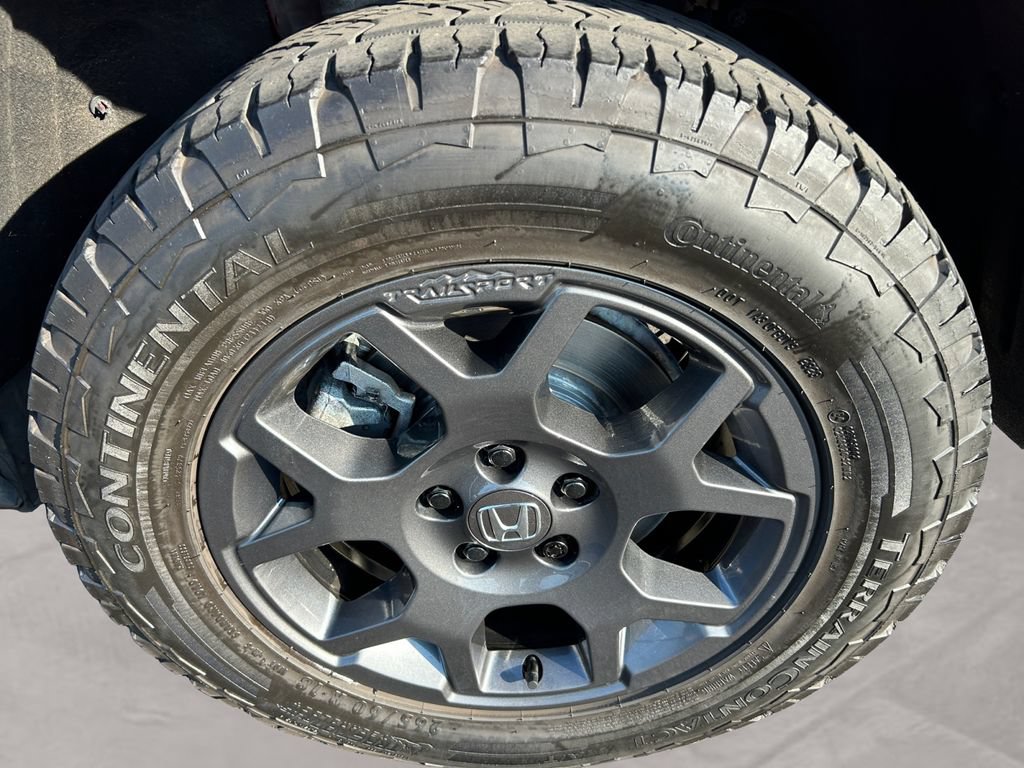 Used 2023 Honda Pilot TrailSport image 14