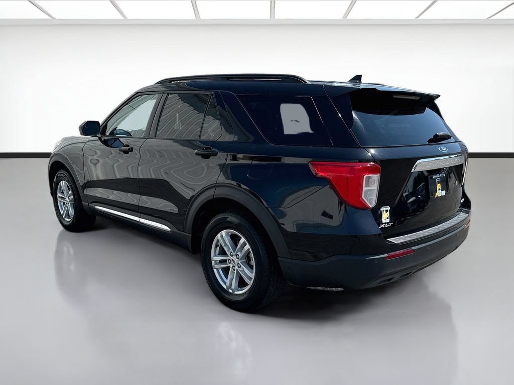 Used 2022 Ford Explorer XLT AWD/4WD image 7
