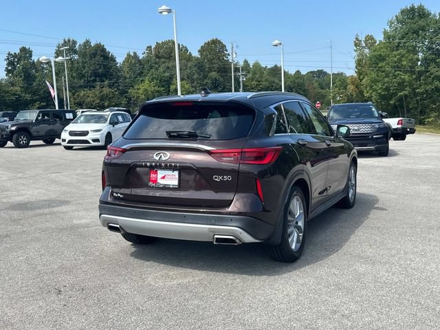 Used 2020 INFINITI QX50 Luxe w/ Navigation Package FWD image 4