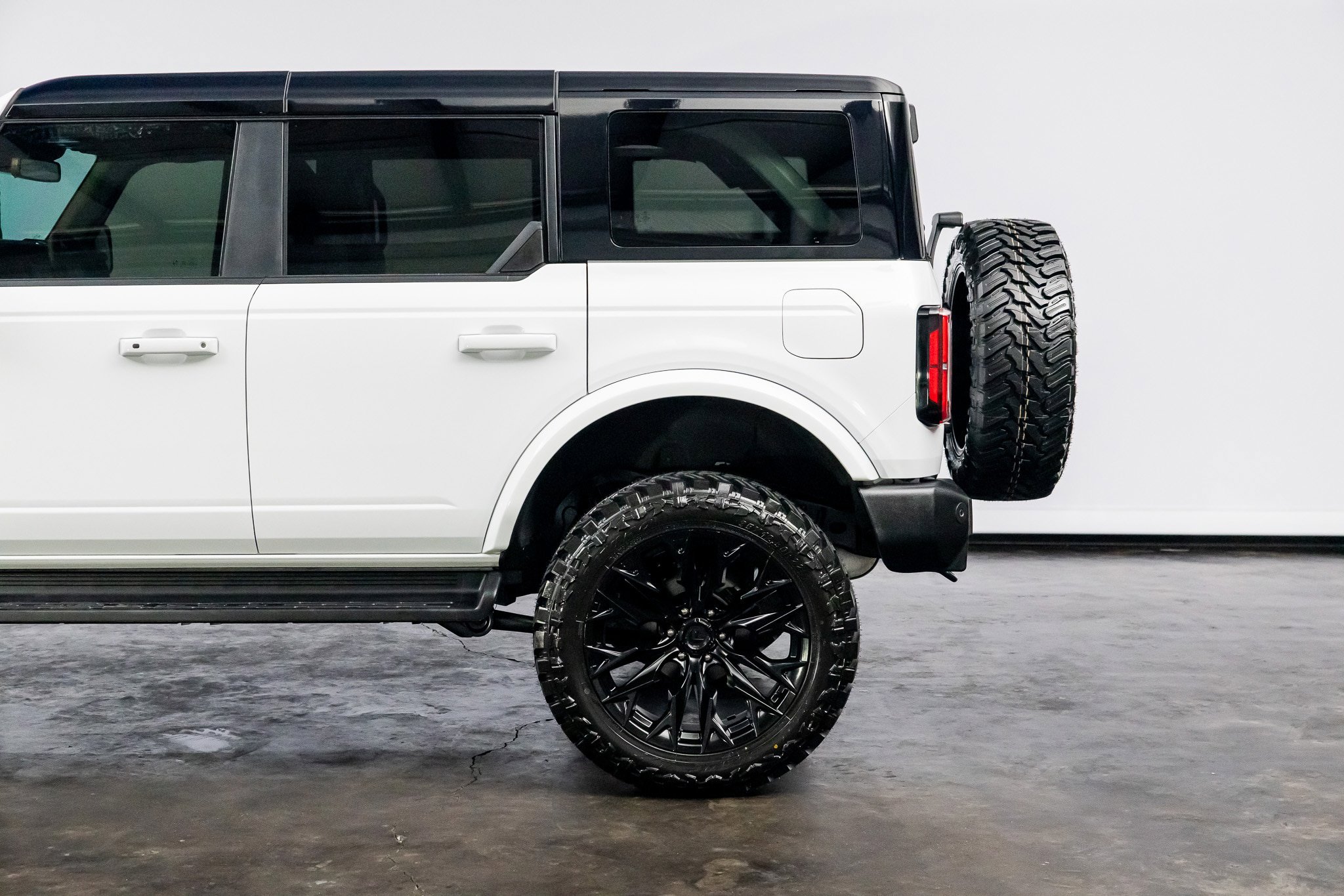 Used 2025 Ford Bronco Outer Banks w/ Sasquatch Package image 14