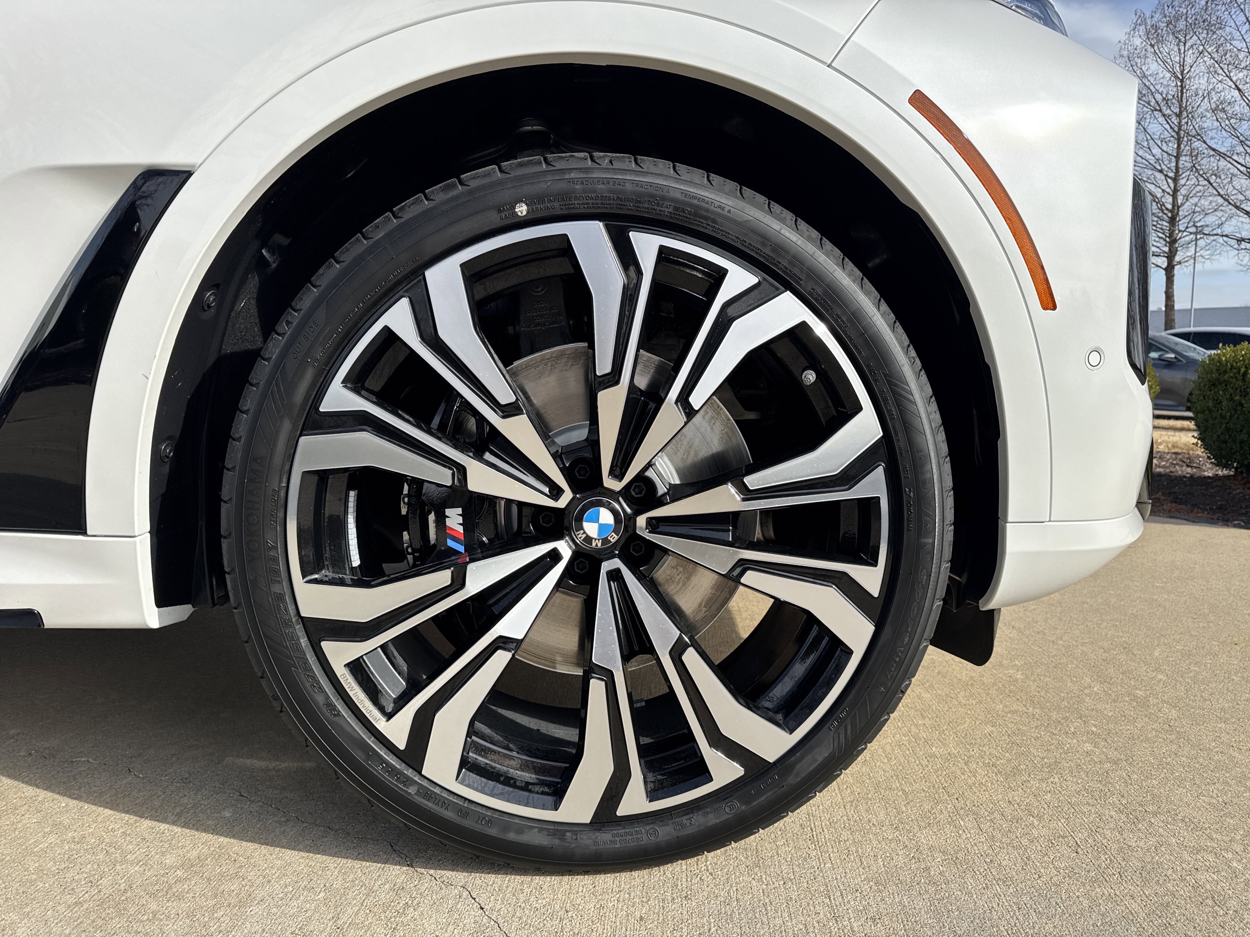 New 2026 BMW X7 xDrive40i w/ Executive Package image 31