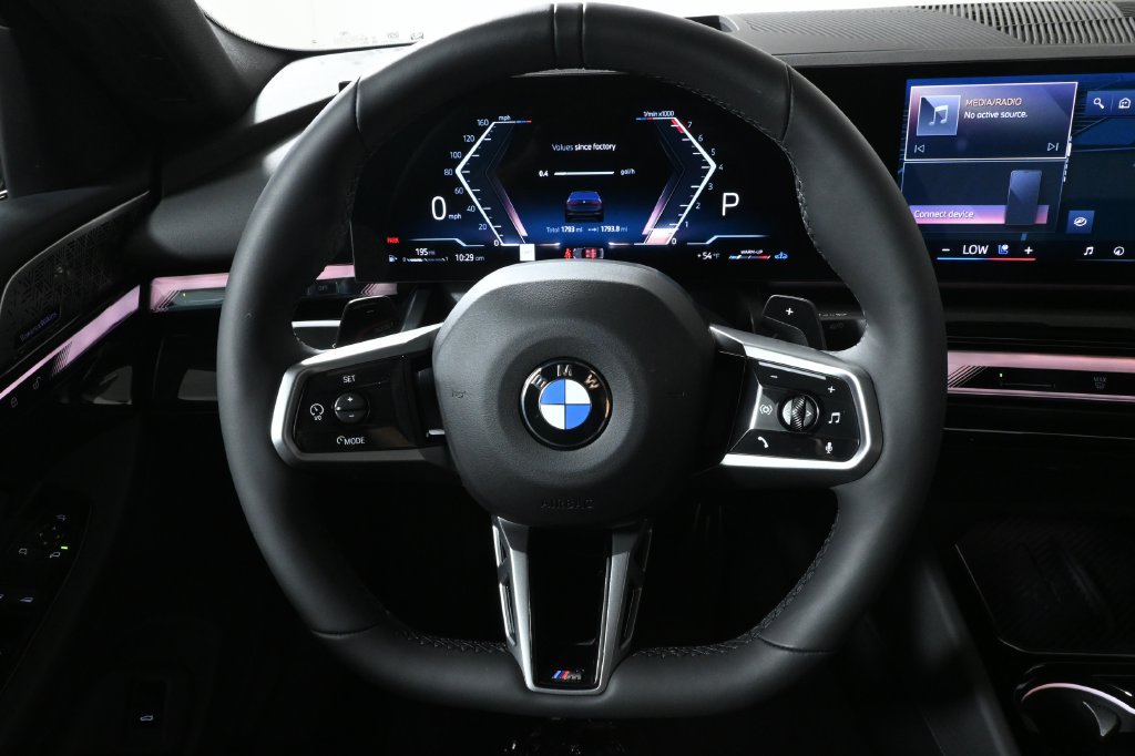 Used 2027 BMW 540i xDrive w/ M Sport Package AWD/4WD image 18