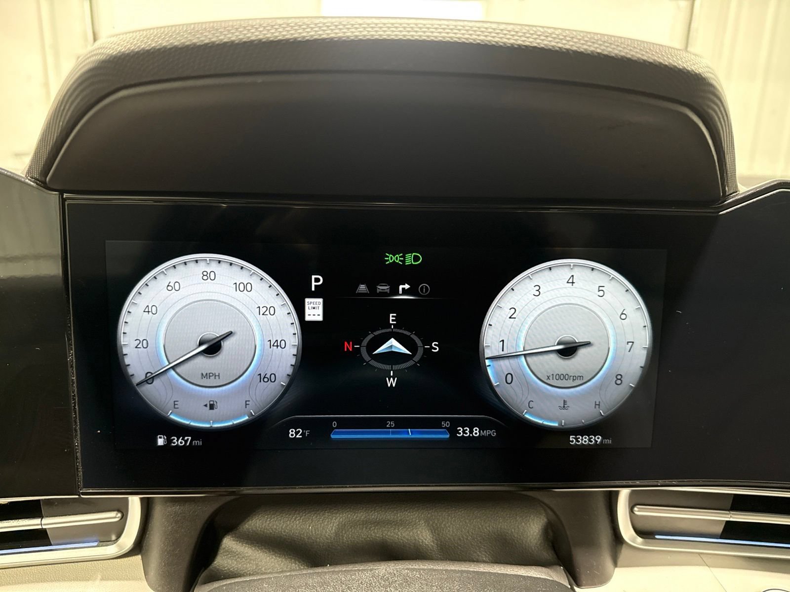 Used 2024 Hyundai Elantra Limited FWD image 27