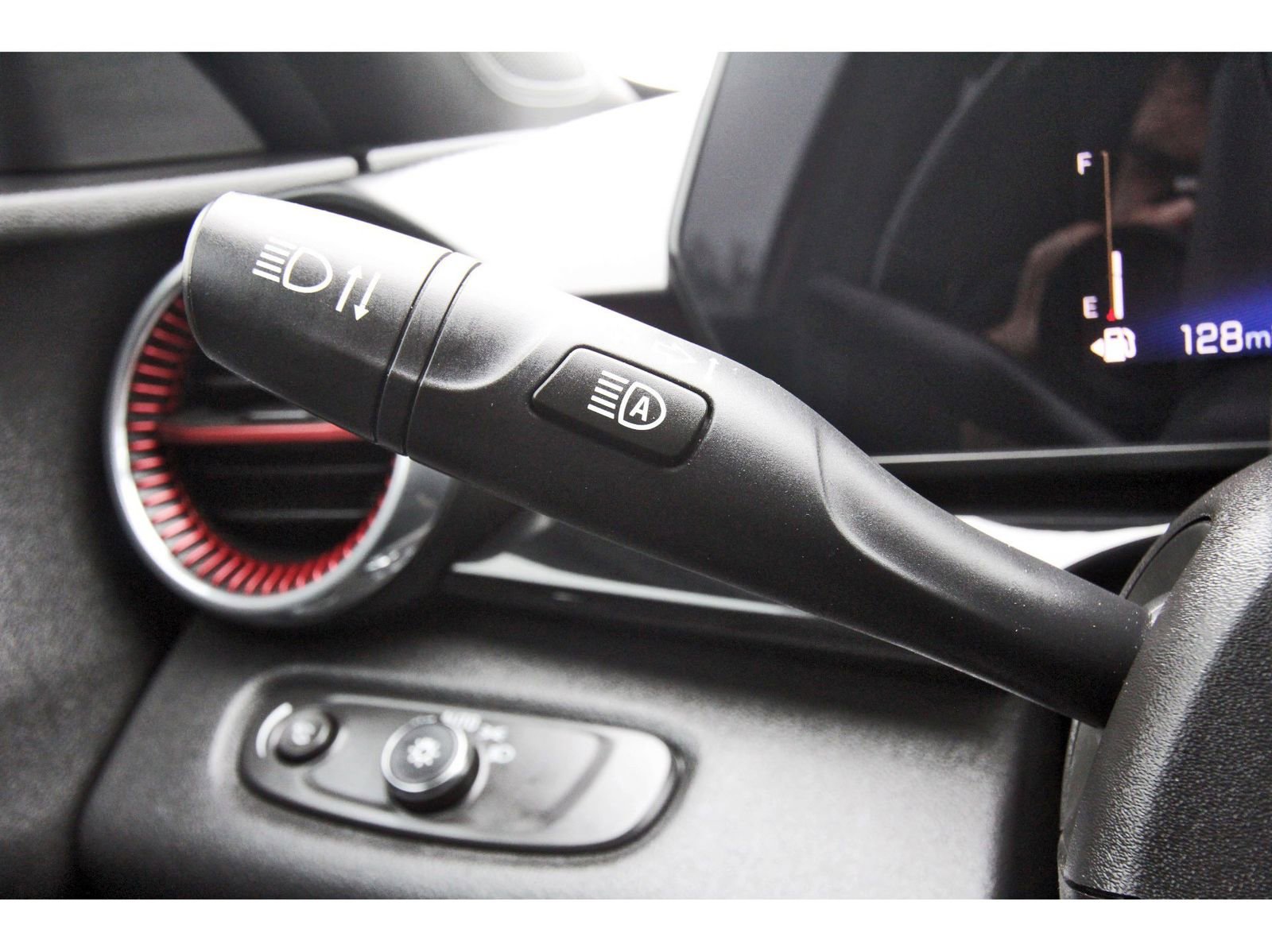 Used 2024 Chevrolet Trax RS w/ Driver Confidence Package image 19