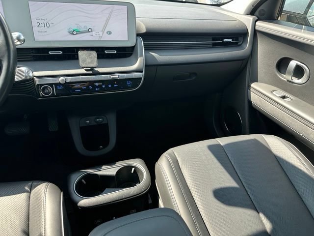 Used 2023 Hyundai Ioniq 5 Limited AWD/4WD image 17