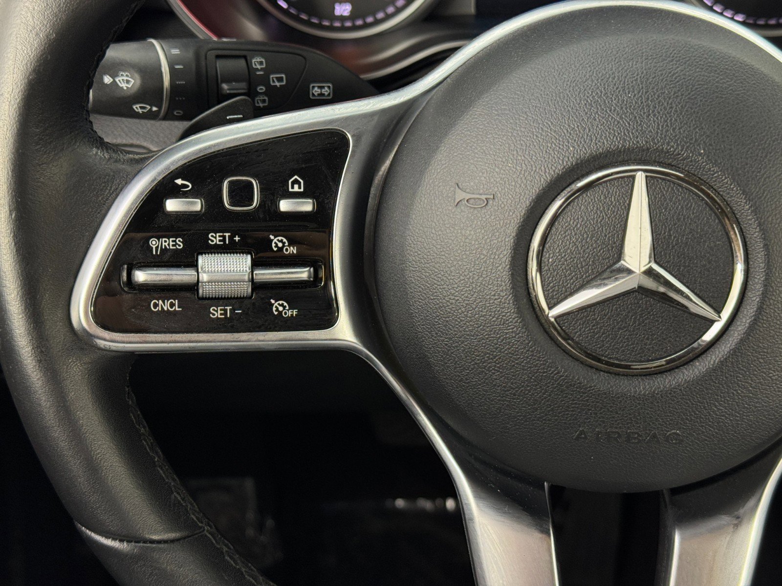 Used 2020 Mercedes-Benz GLC 300 image 20