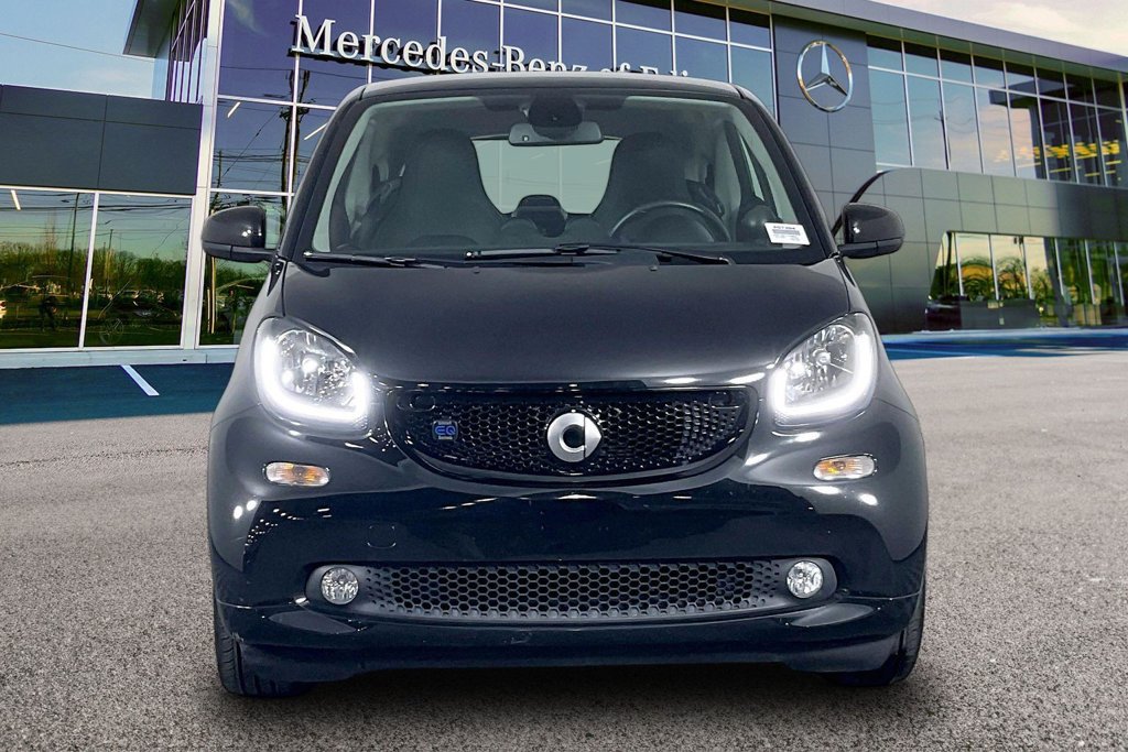 Used 2019 smart fortwo electric drive w/ Sport Package RWD image 3