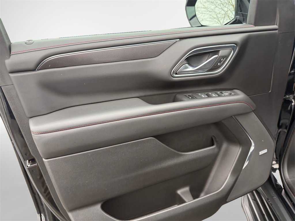 Used 2022 Chevrolet Tahoe RST w/ Luxury Package image 14