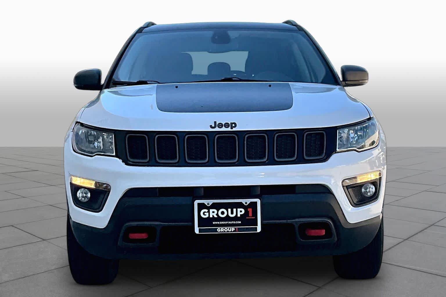 Used 2019 Jeep Compass Trailhawk w/ Leather Interior Group AWD/4WD image 4