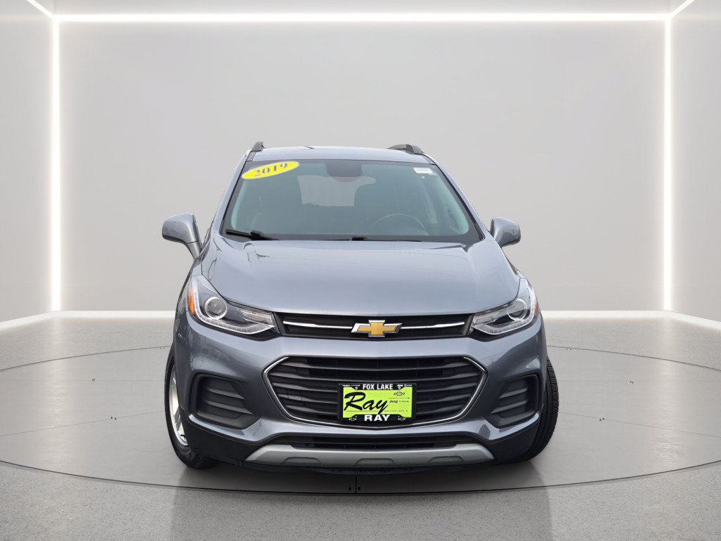 Certified 2019 Chevrolet Trax LT w/ LT Convenience Package FWD image 2