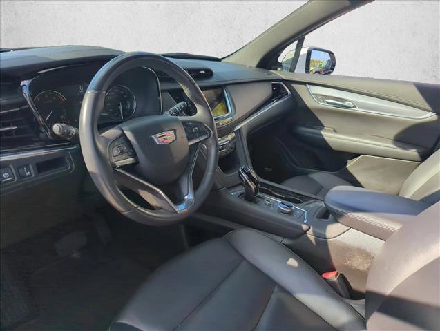Used 2023 Cadillac XT6 Luxury image 5