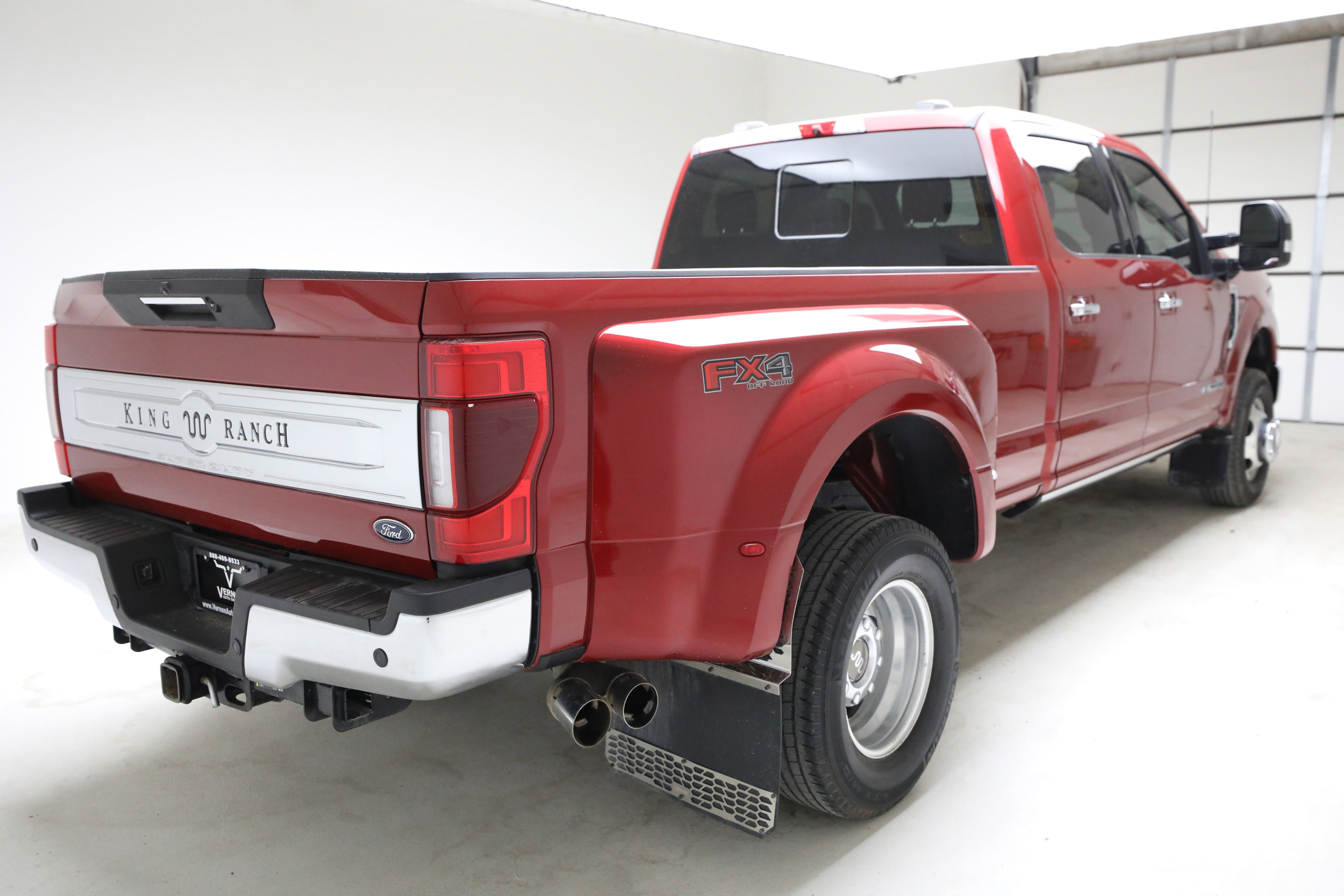 Used 2022 Ford F350 King Ranch w/ King Ranch Ultimate Package AWD/4WD image 4