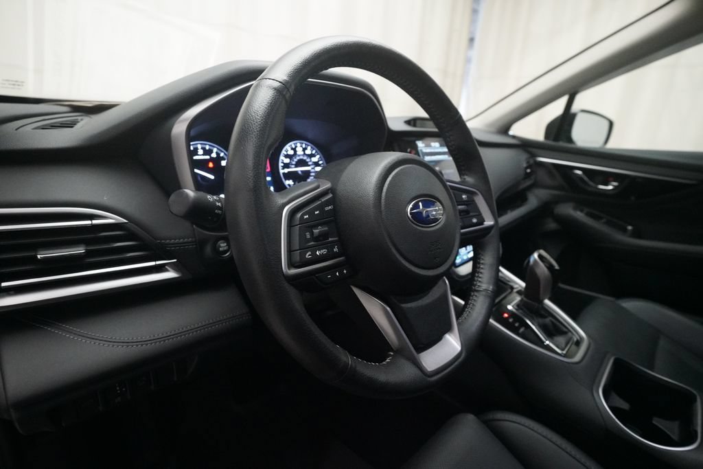 Certified 2025 Subaru Outback Limited AWD/4WD image 8