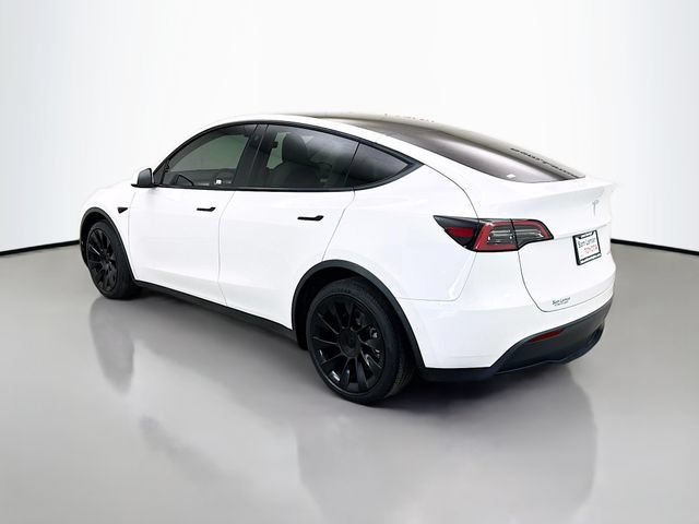 Used 2022 Tesla Model Y Long Range AWD/4WD image 5