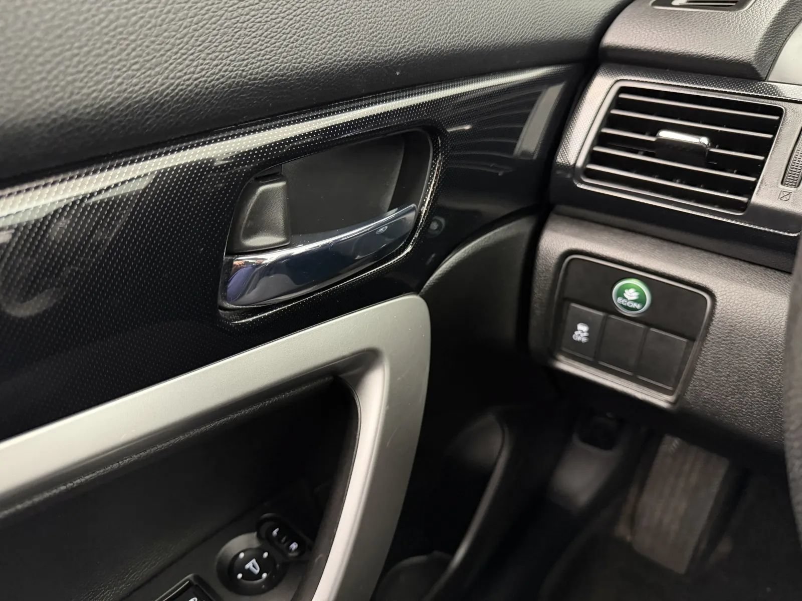Used 2015 Honda Accord EX image 13